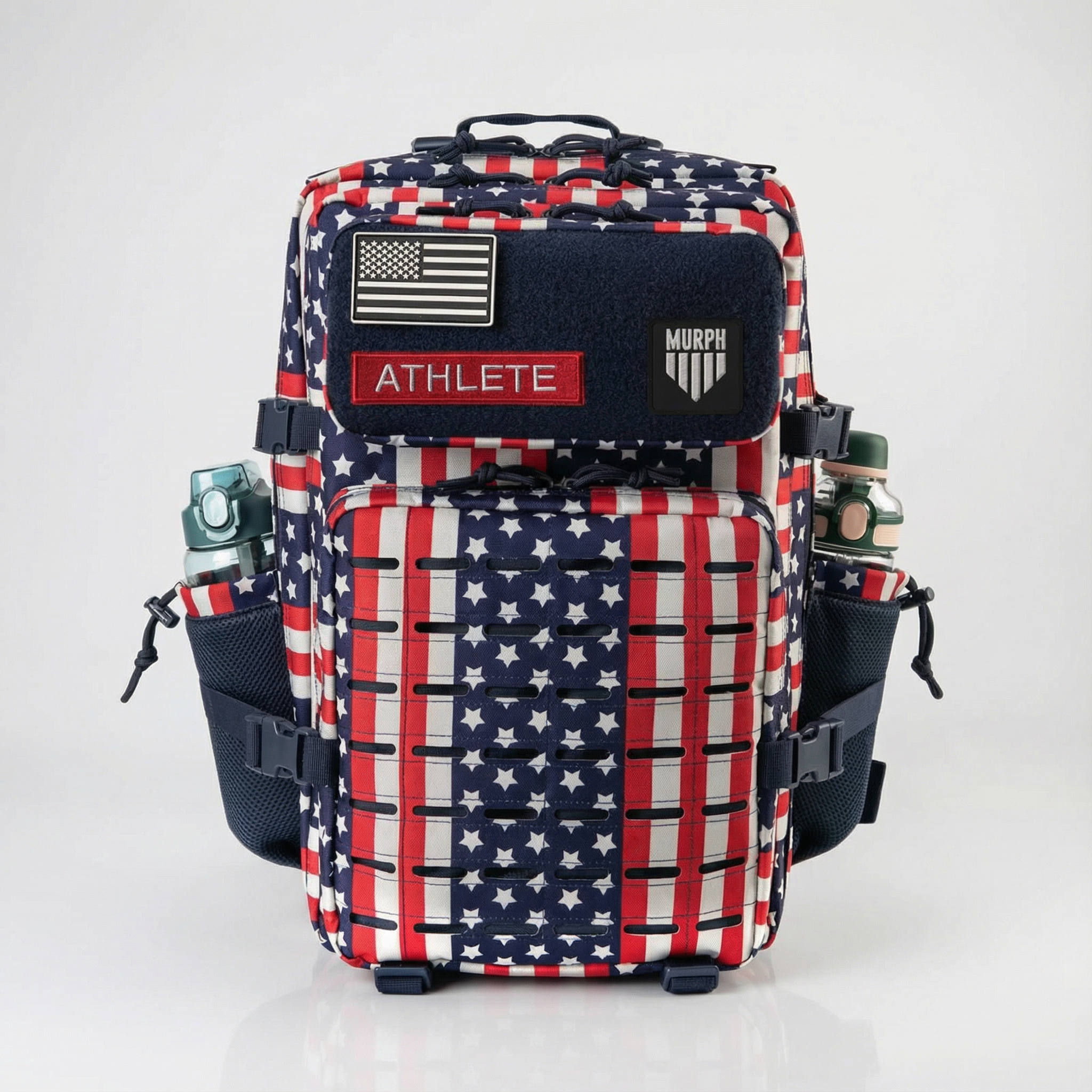 Sac à Dos CrossFit 45L USA Hero Murph - Vue de Face avec Patchs et Gourdes