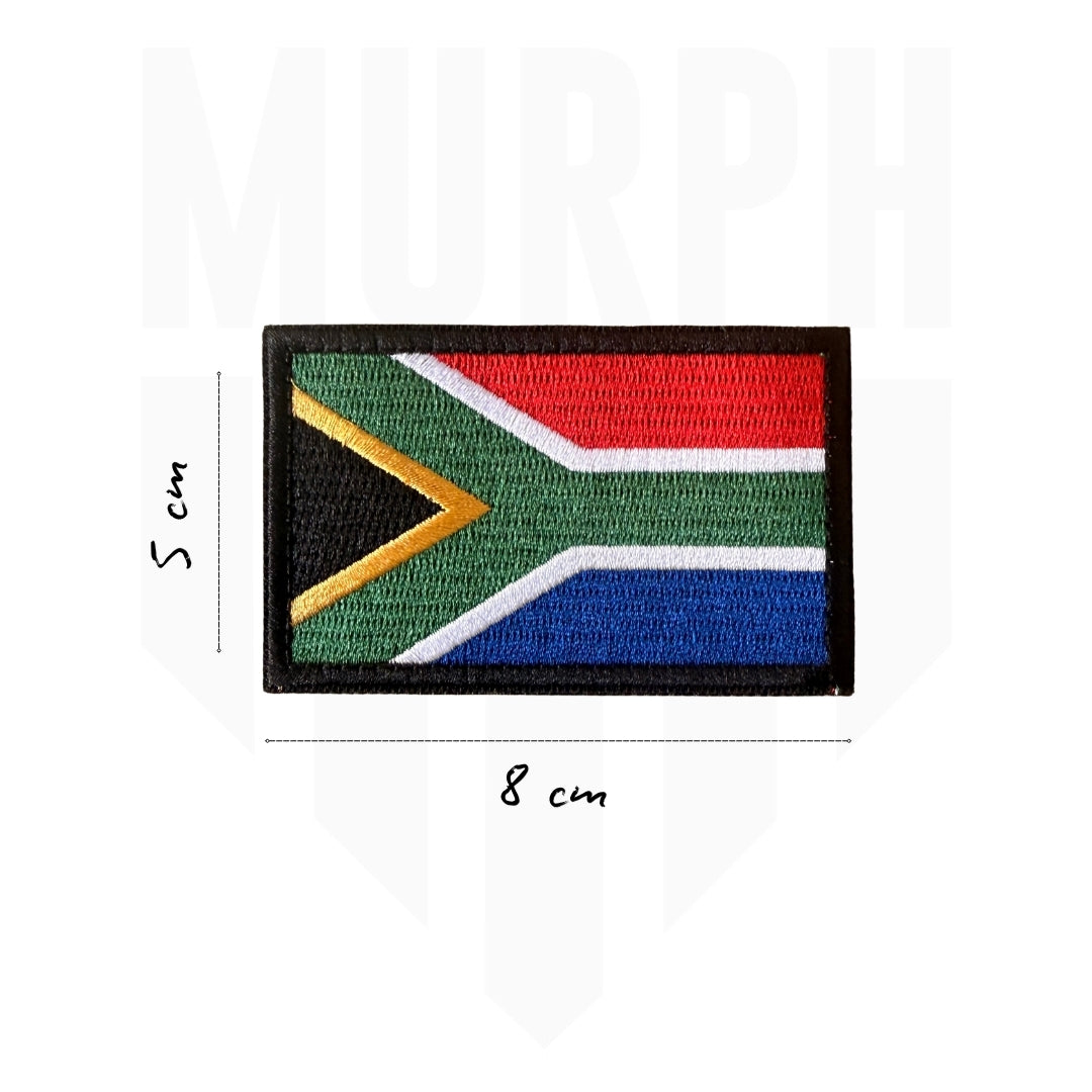 Patch velcro drapeau Afrique du Sud brodé Murph, chevron jaune et six couleurs, dimensions 8 x 5 cm